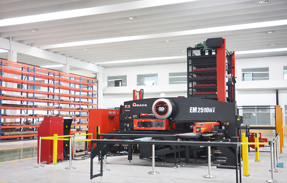 日本天田钣金数控自动化柔性生产线